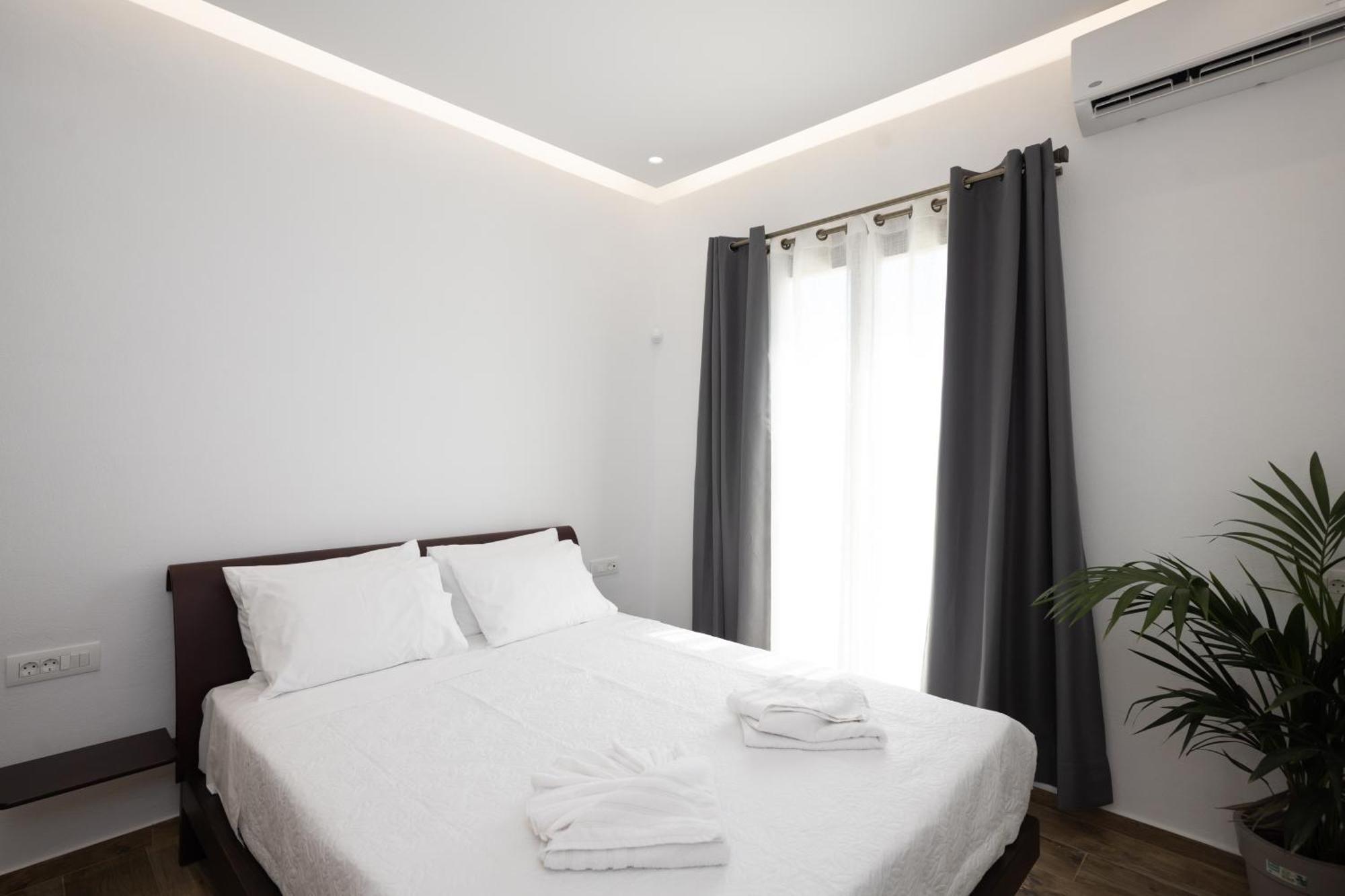 Maistros Apartments Mykonos Фтелия Экстерьер фото